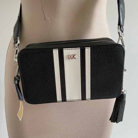 COPY - MK Camera Bag - Picture 4 of 8